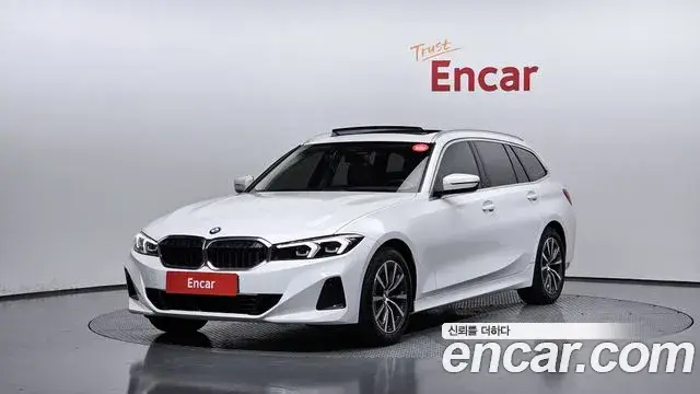 BMW 3 Series, 2023