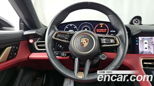 Porsche Taycan, 2024