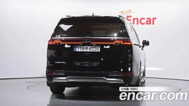 Kia Carnival, 2022