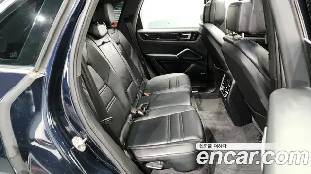 Porsche Cayenne, 2021