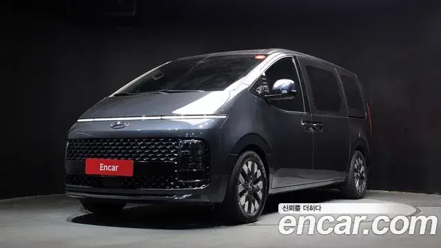 Hyundai Staria, 2022