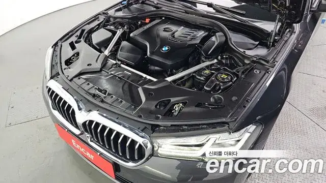 BMW 5 Series, 2021