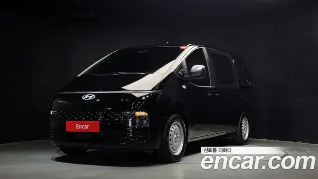 Hyundai Staria, 2025