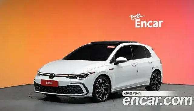 Volkswagen Golf, 2023