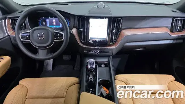 Volvo XC60, 2023