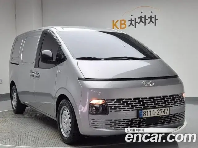 Hyundai Staria, 2022