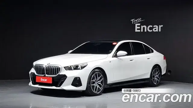 BMW 5 Series, 2024