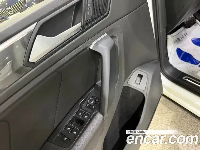 Volkswagen Tiguan, 2020