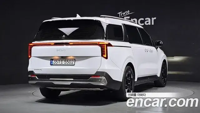 Kia Carnival, 2024