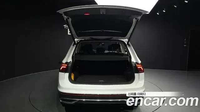 Volkswagen Tiguan, 2021