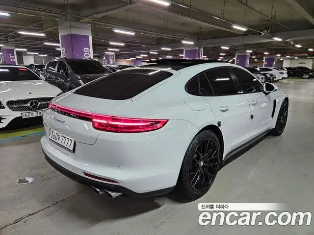 Porsche Panamera, 2020