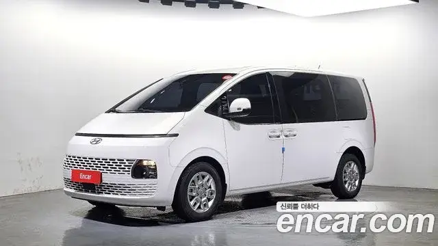 Hyundai Staria, 2022