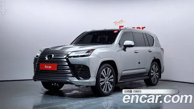 Lexus LX, 2025