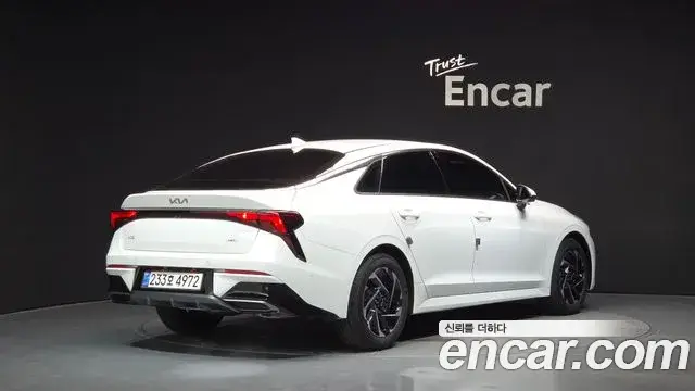 Kia K5, 2025