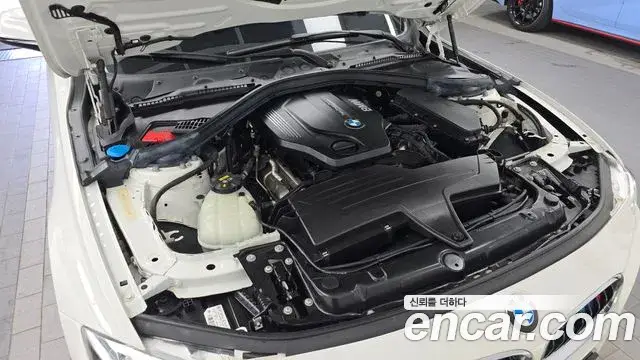 BMW 3 Series, 2018
