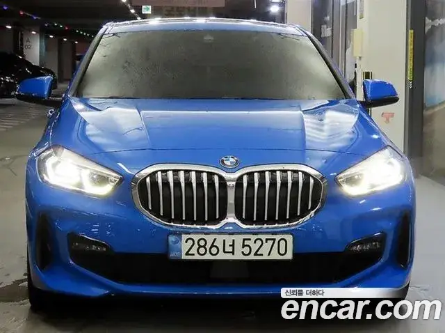 BMW 1 Series, 2022