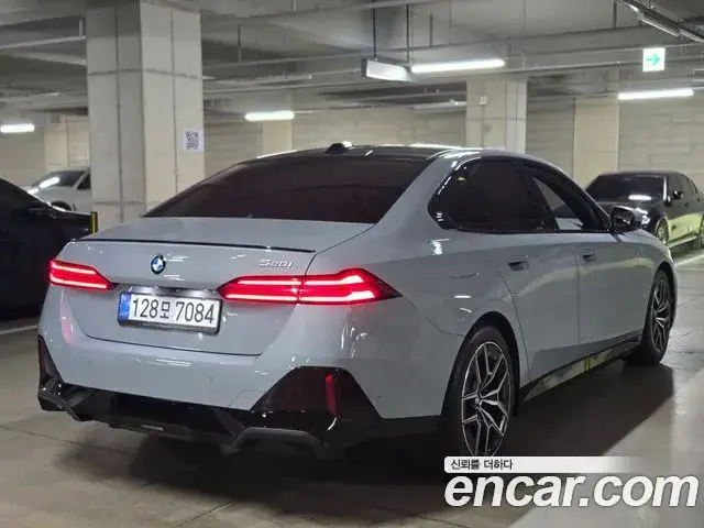 BMW 5 Series, 2024