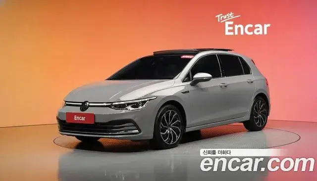 Volkswagen Golf, 2024