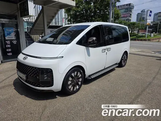 Hyundai Staria, 2022
