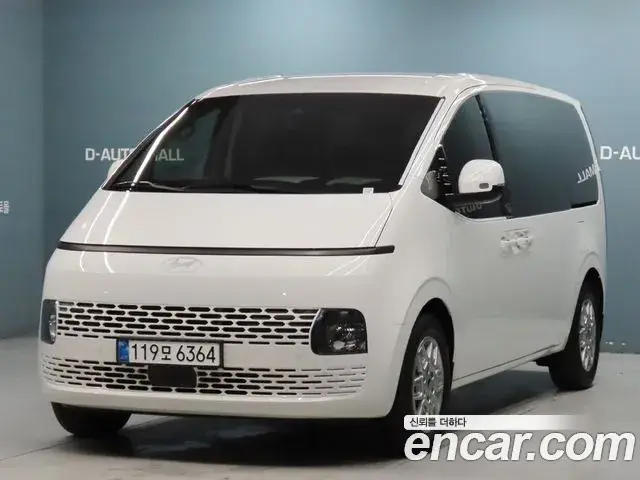 Hyundai Staria, 2025