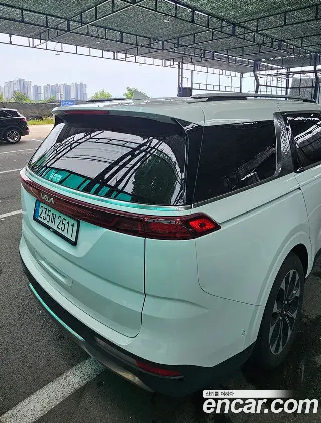 Kia Carnival, 2023