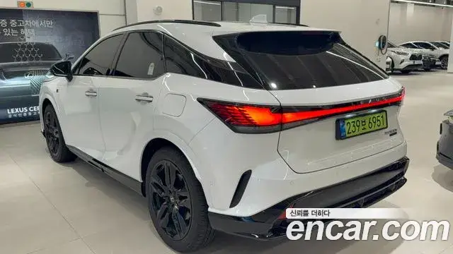 Lexus RX500h, 2025