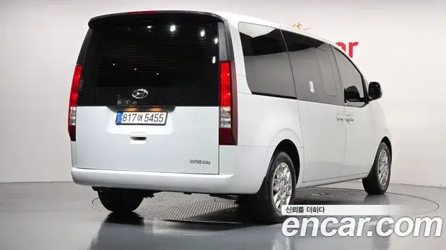 Hyundai Staria, 2022