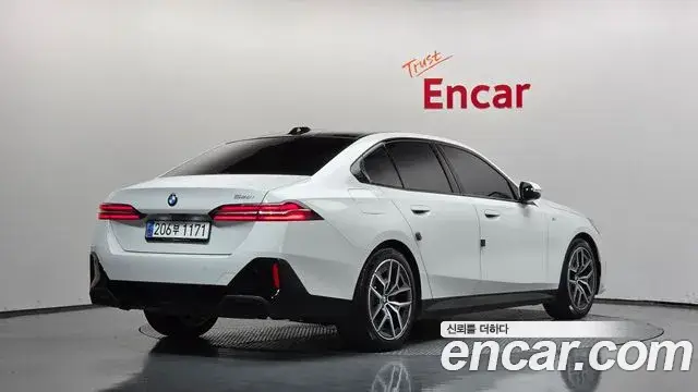 BMW 5 Series, 2023