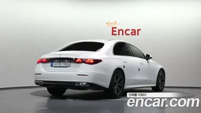 Mercedes-Benz E-Class, 2024