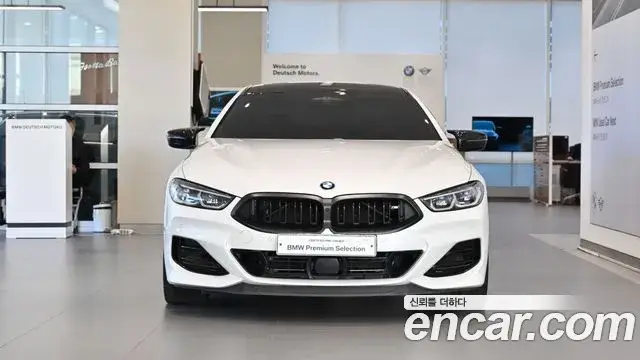 BMW 8 Series, 2025