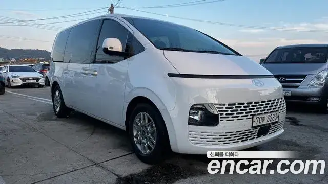 Hyundai Staria, 2024