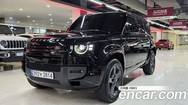 Land Rover Defender, 2025