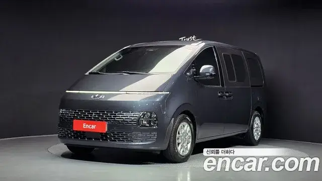 Hyundai Staria, 2022
