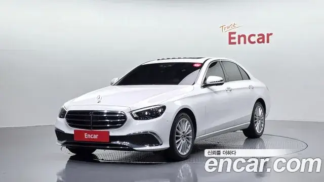 Mercedes-Benz E-Class, 2022