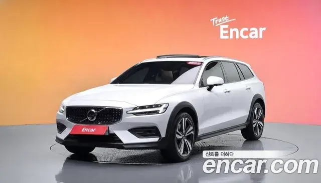 Volvo V60 Cross Country, 2019