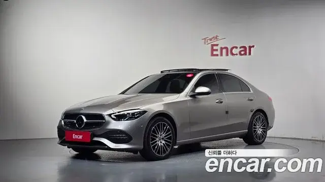 Mercedes-Benz C-Class, 2022