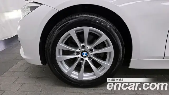 BMW 3 Series, 2018