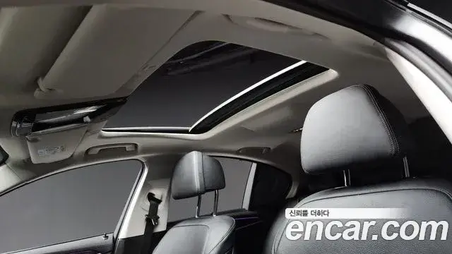 BMW 5 Series, 2022