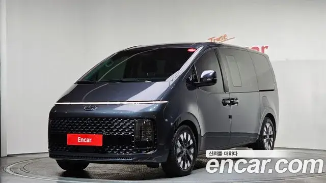 Hyundai Staria, 2023