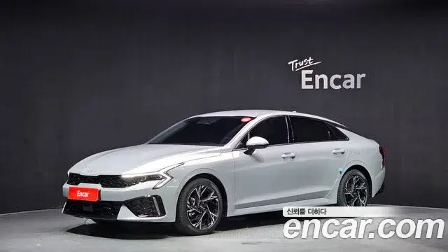 Kia K5, 2025