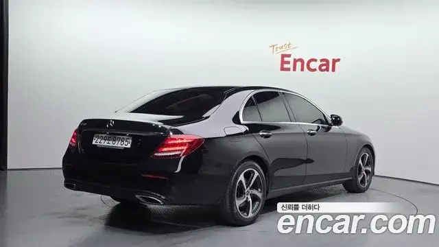 Mercedes-Benz E-Class, 2020