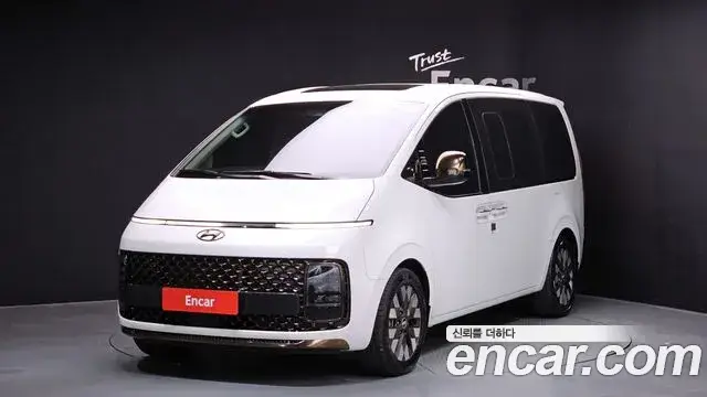 Hyundai Staria, 2024