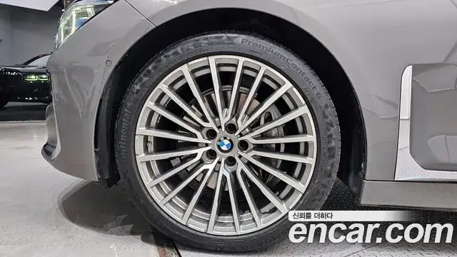 BMW 7 Series, 2021