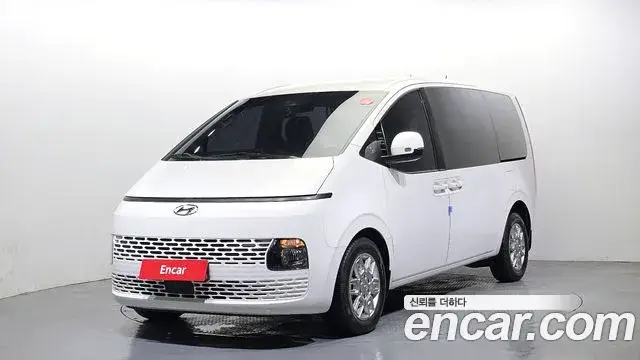 Hyundai Staria, 2022