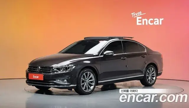 Volkswagen Passat GT, 2022