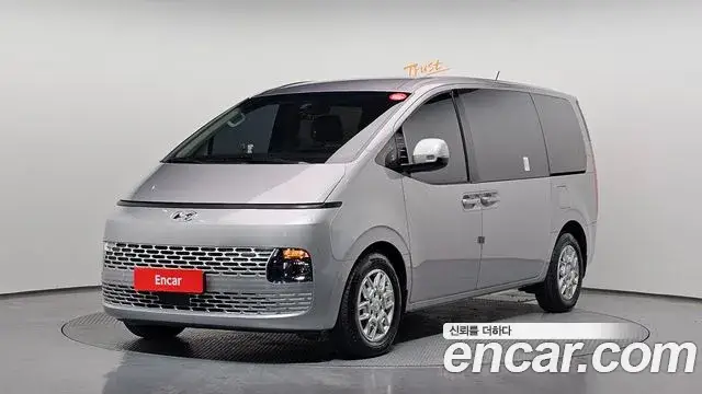 Hyundai Staria, 2023