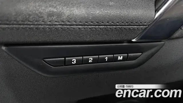 Land Rover Discovery Sport, 2025
