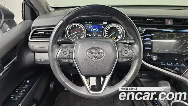 Toyota Camry, 2018