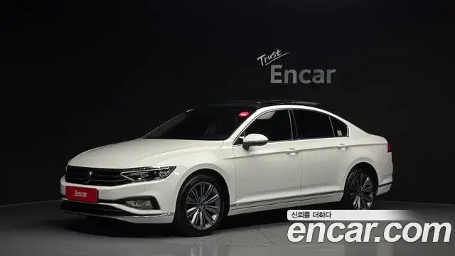 Volkswagen Passat GT, 2021