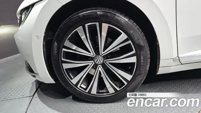 Volkswagen Arteon, 2019